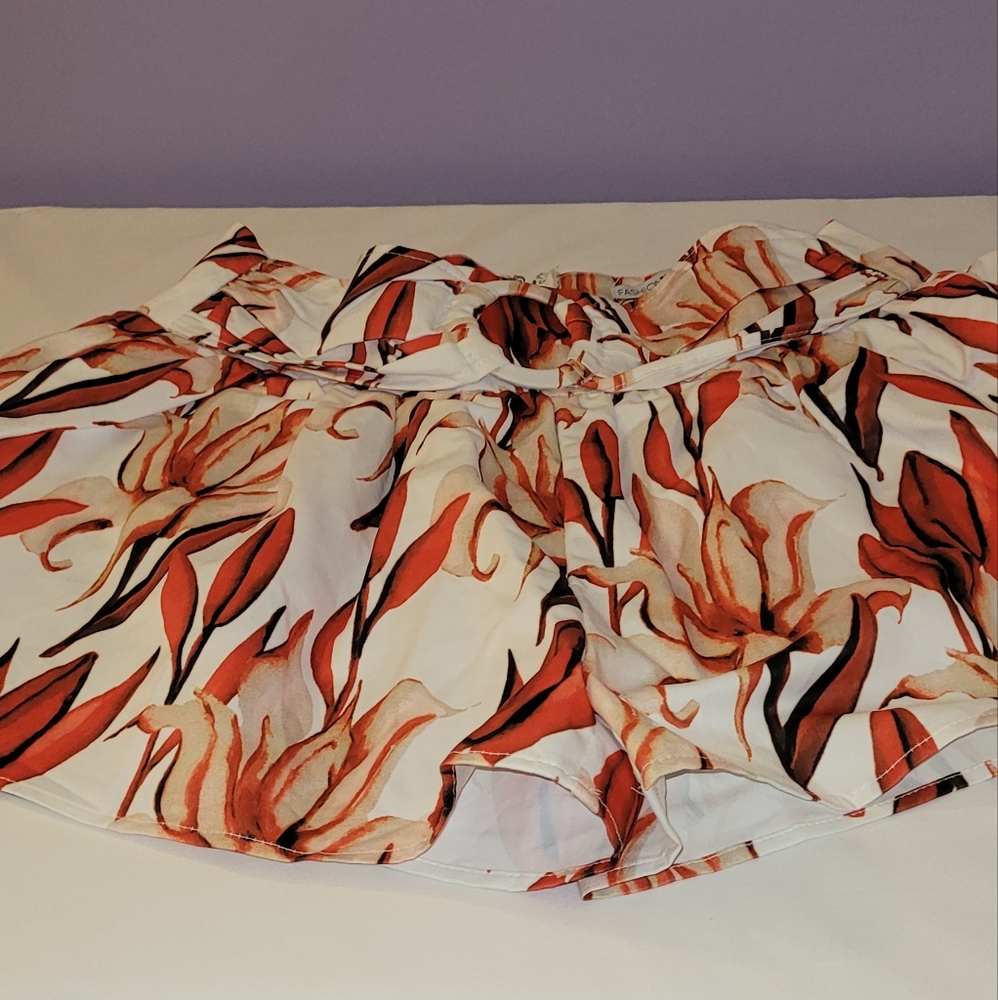 Fashion Nova Floral Shorts